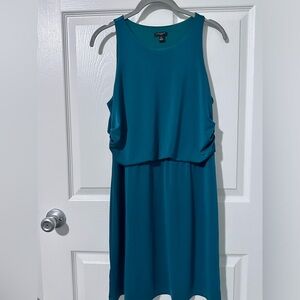 Ann Taylor Green Sleeveless Dress